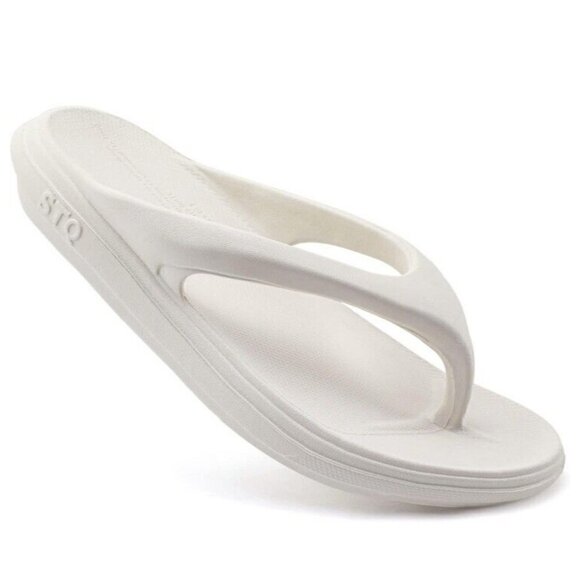 STQ Flip Flops Shower Shoes Non Slip Womens 10 White Runs Big Fits Size 11 New - Picture 1 of 6